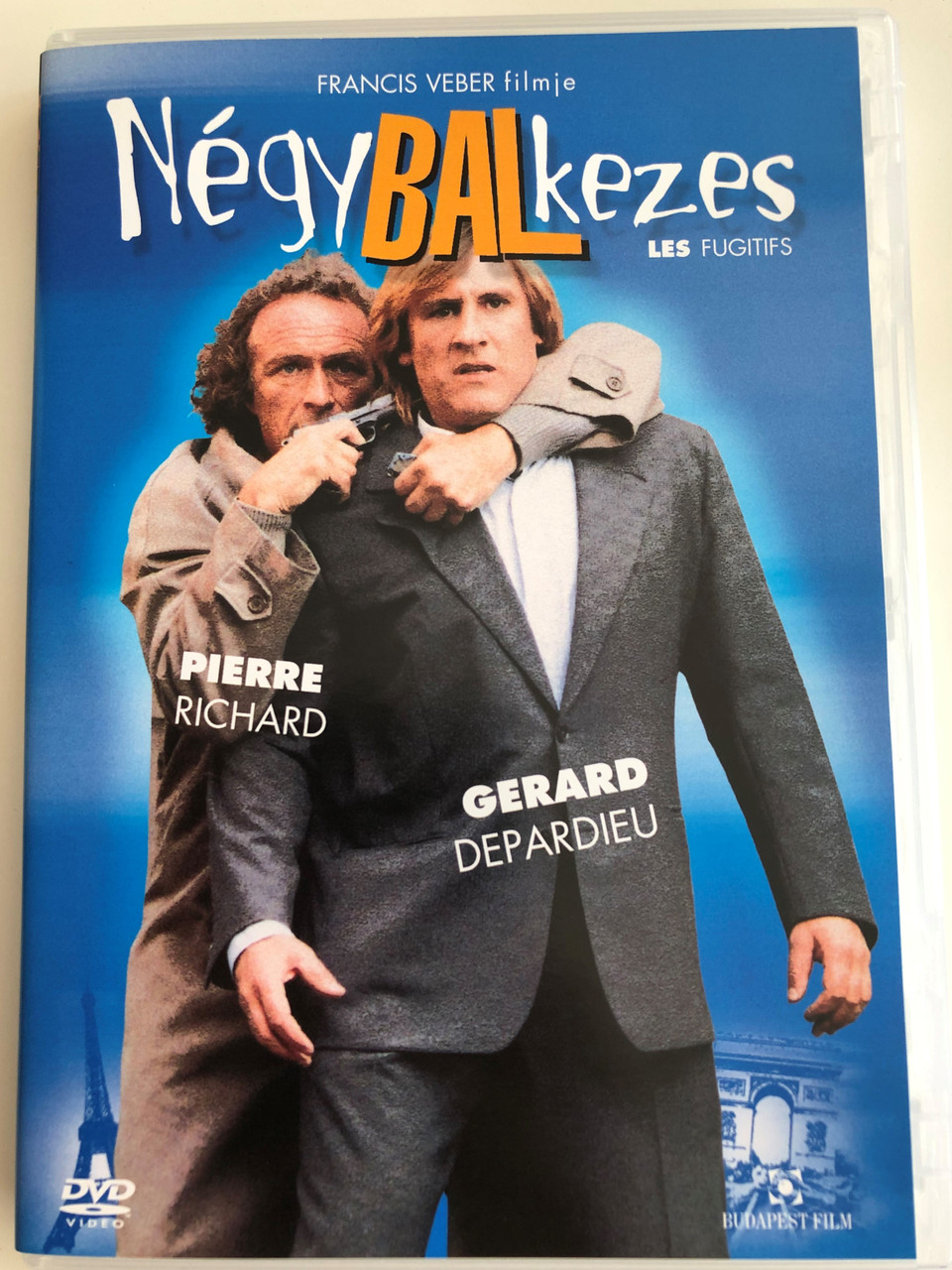 Les Fugitifs DVD 1986 Négy Balkezes / Directed by Francis Veber / Starring:  Pierre Richard, Gerard Depardieu - Bible in My Language