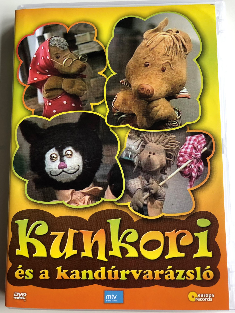 Kunkori Es A Kandurvarazslo Dvd 1980 Hungarian Puppet Movie Directed By Hollos Laszlo Written By Tarbay Ede Europa Records Er8056 Bibleinmylanguage