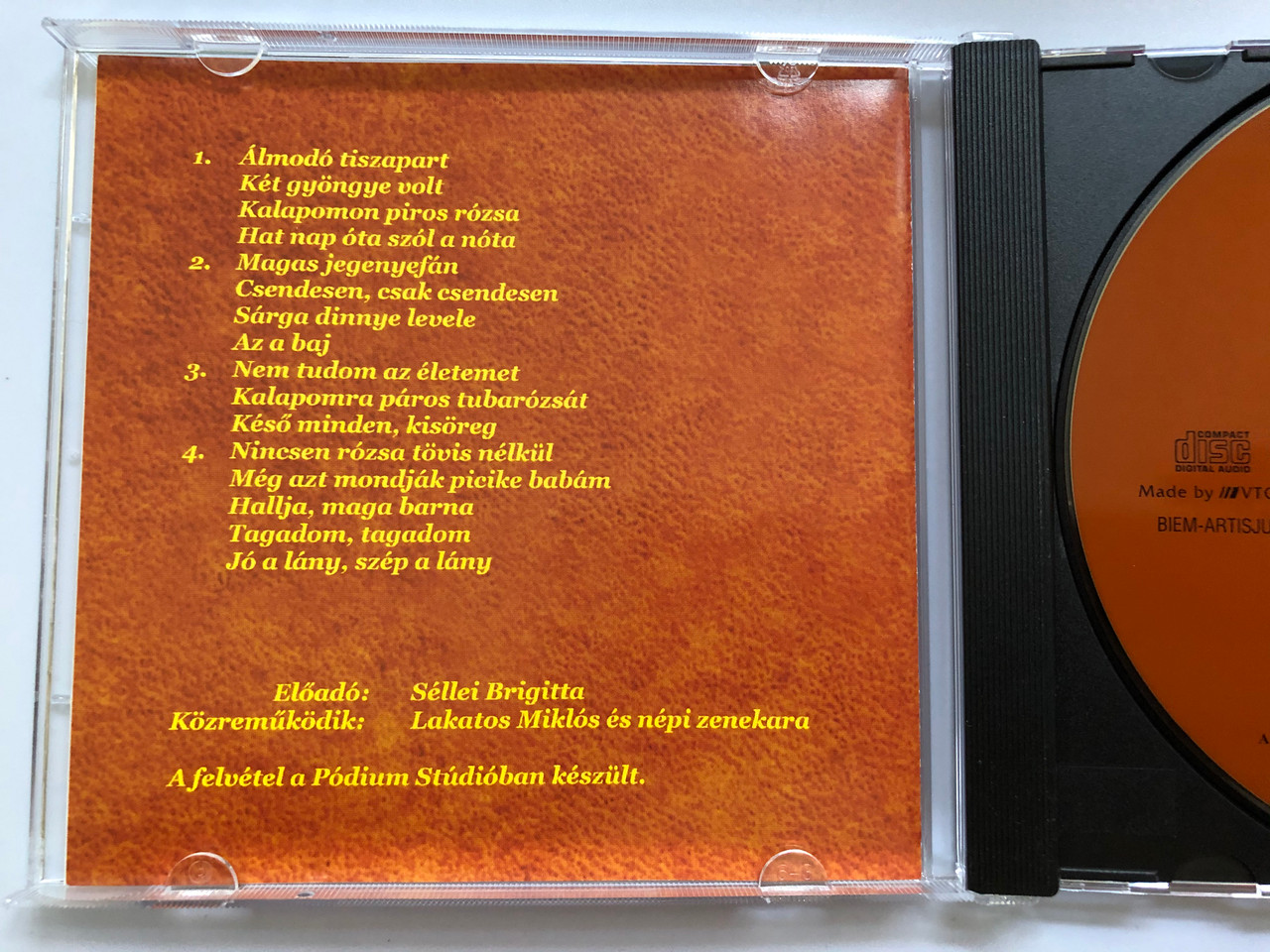 Mulassunk, Vigadjunk! - Nincsen Rózsa Tövis Nélkül / MusiCDome Kft ‎Audio  CD 2005 / 0402MCD - bibleinmylanguage