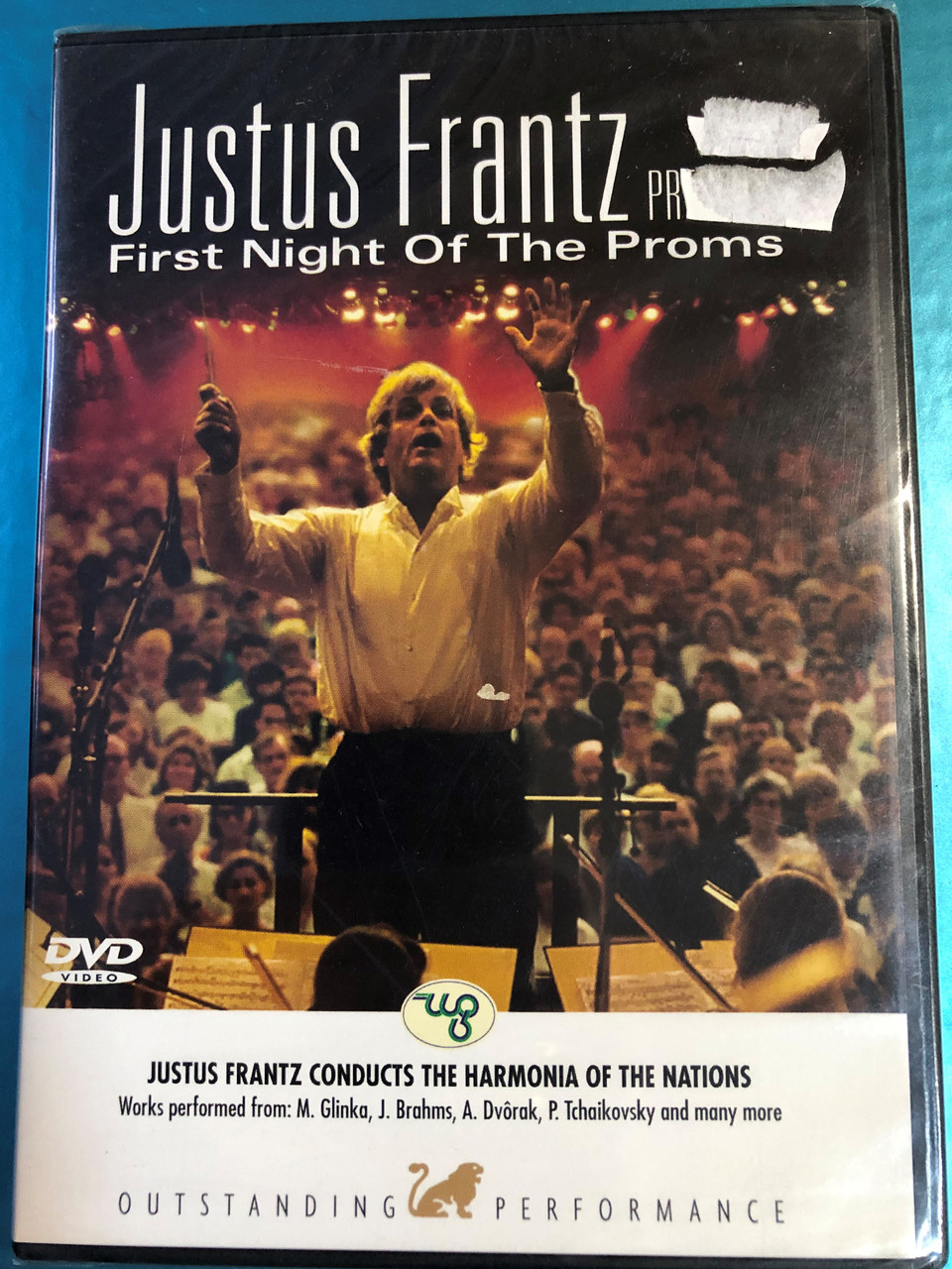 Justus Frantz DVD 2006 First Night Of the Proms / Directed by Rolf Sturm /  Brahms, Dvorák, Tchaikovsky, Strauss / Weton-Wesgram - Perform 033 / J.  Frantz conducts the Harmonia of the Nations - bibleinmylanguage