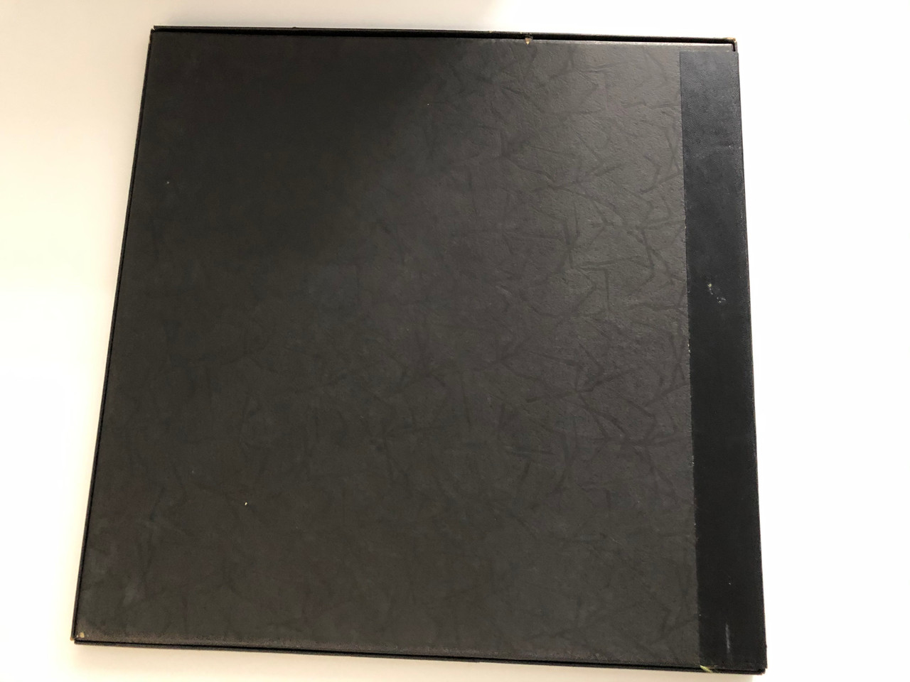 https://cdn10.bigcommerce.com/s-62bdpkt7pb/products/29562/images/176223/Beethoven_Symphonies_Nos._1_And_9_-_Toscanini_And_The_NBC_Symphony_Orchestra_RCA_Red_Seal_2x_LP_LM-6009_3__79749.1619090953.1280.1280.JPG?c=2&_ga=2.217372822.1096102493.1619093308-582803094.1619093308