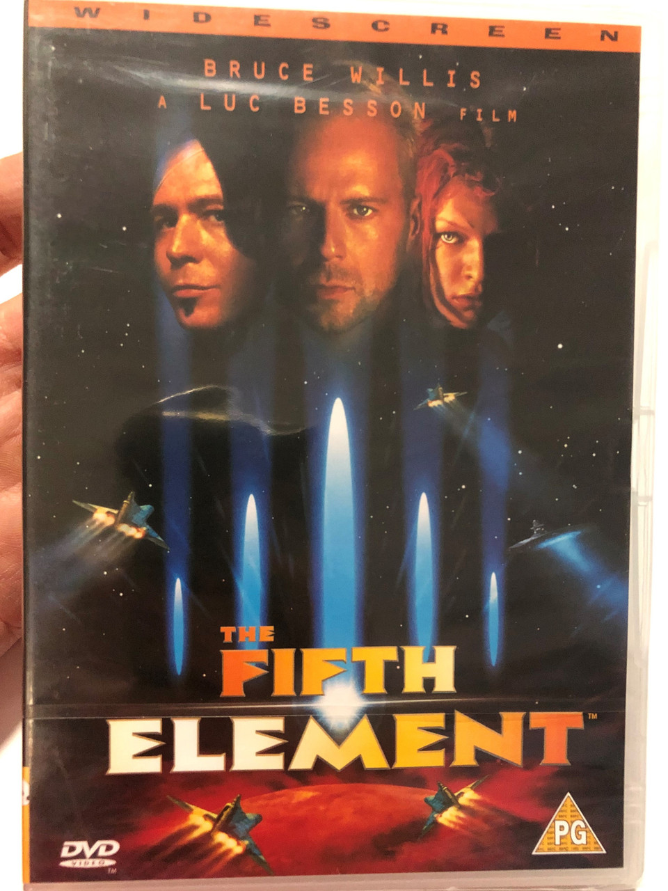 The Fifth Element DVD 1997 Widescreen edition / Directed by Luc Besson /  Starring: Bruce Willis, Milla Jovovich, Gary Oldman, Ian Holm -  bibleinmylanguage