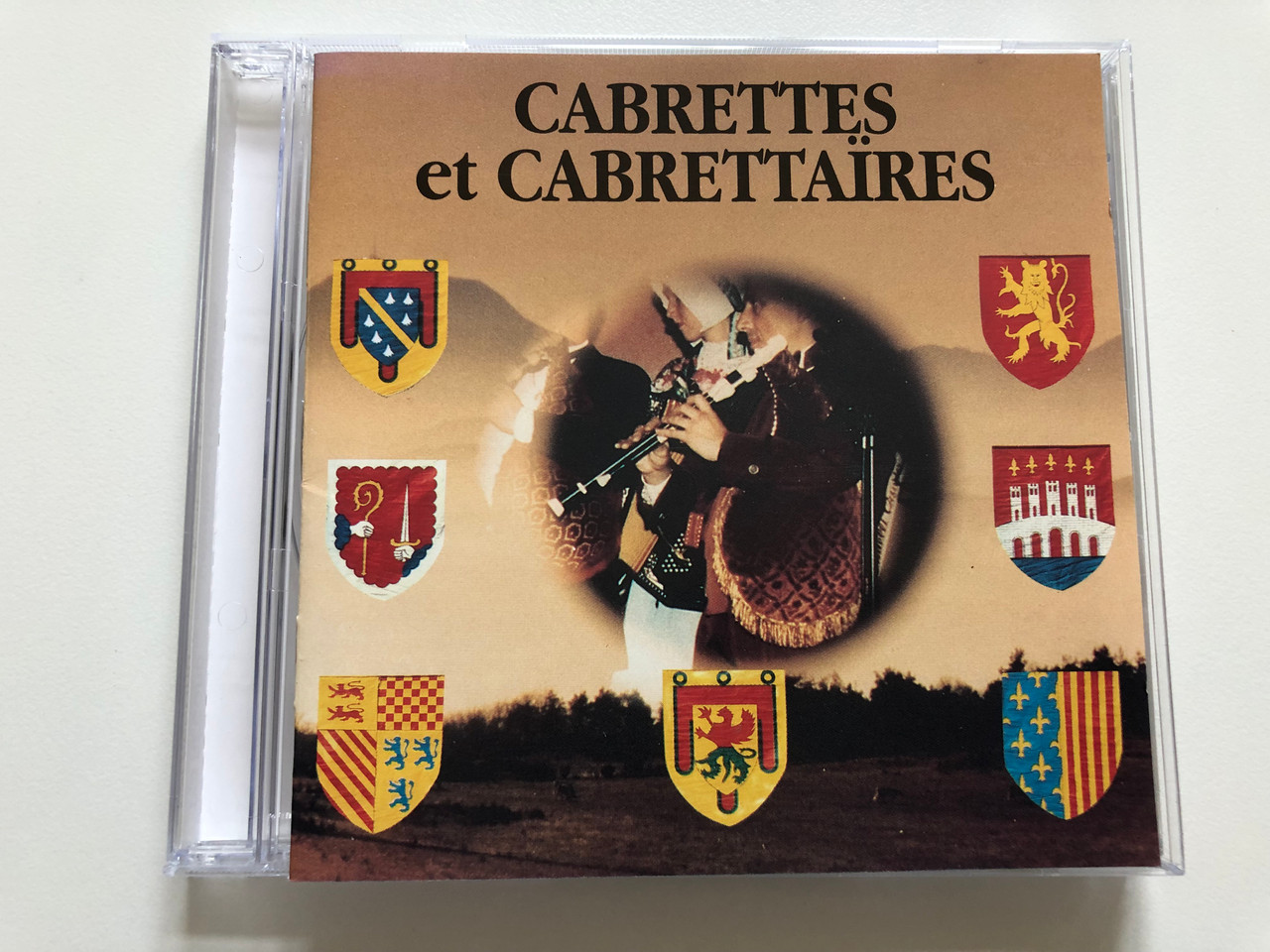 https://cdn10.bigcommerce.com/s-62bdpkt7pb/products/30737/images/181492/Cabriettes_et_Cabrettaries_Harmonie_Audio_CD_089205_-_2_1__73039.1623761040.1280.1280.JPG?c=2&_ga=2.229891354.787544708.1623769862-1646000393.1623769862