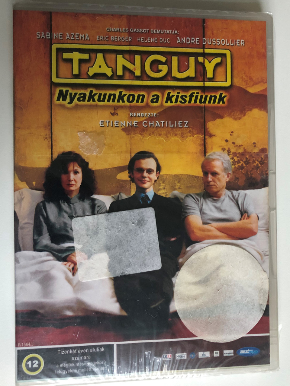 Tanguy DVD 2001 Nyakunkon a kisfiunk / Directed by Étienne Chatiliez /  Starring: Sabine Azéma, André Dussollier, Éric Berger / French black comedy  - bibleinmylanguage