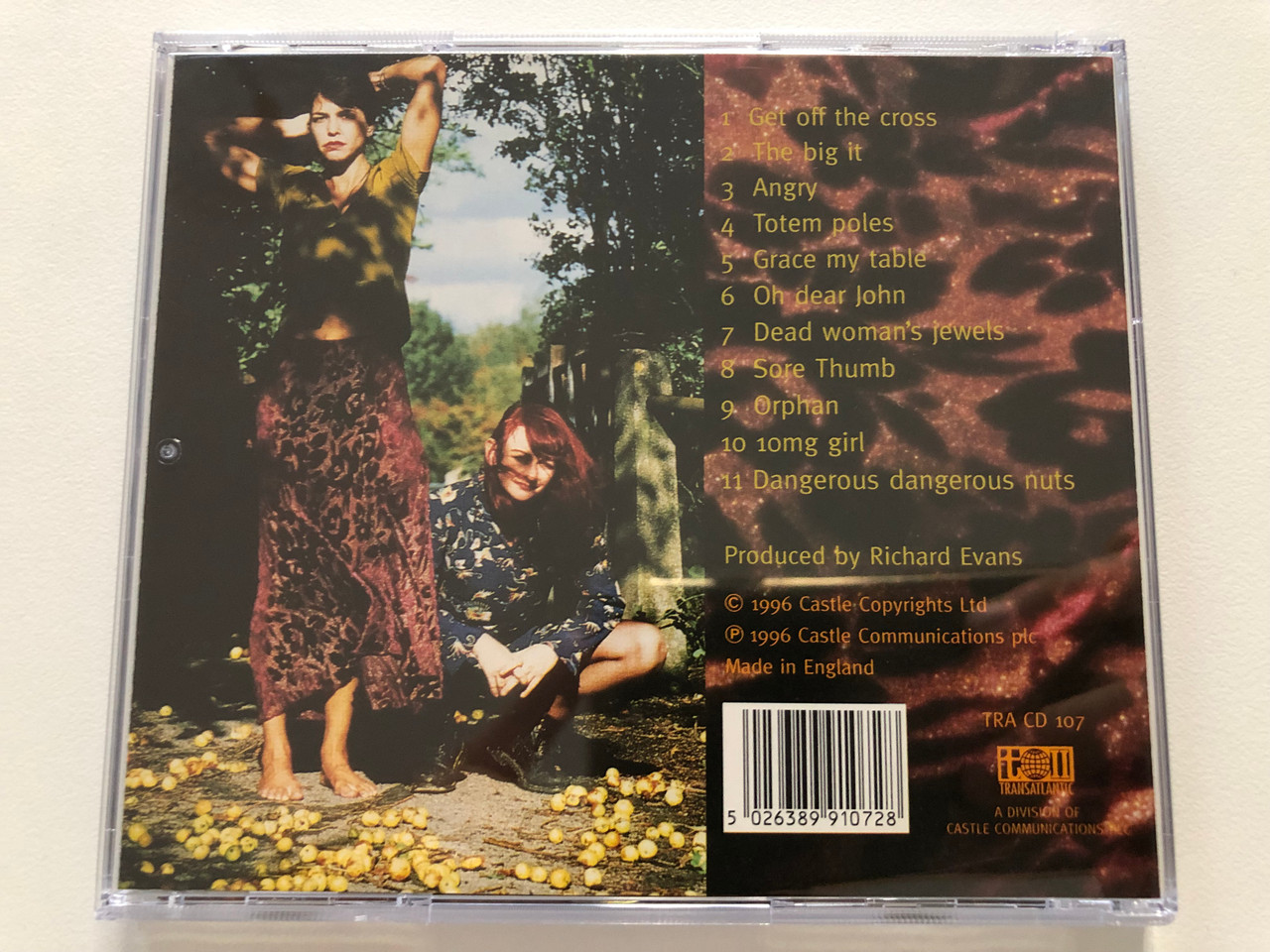 https://cdn10.bigcommerce.com/s-62bdpkt7pb/products/30950/images/182498/The_Dear_Janes_No_Skin_Castle_Communications_Audio_CD_1996_TRA_CD107_4__18099.1624554640.1280.1280.JPG?c=2
