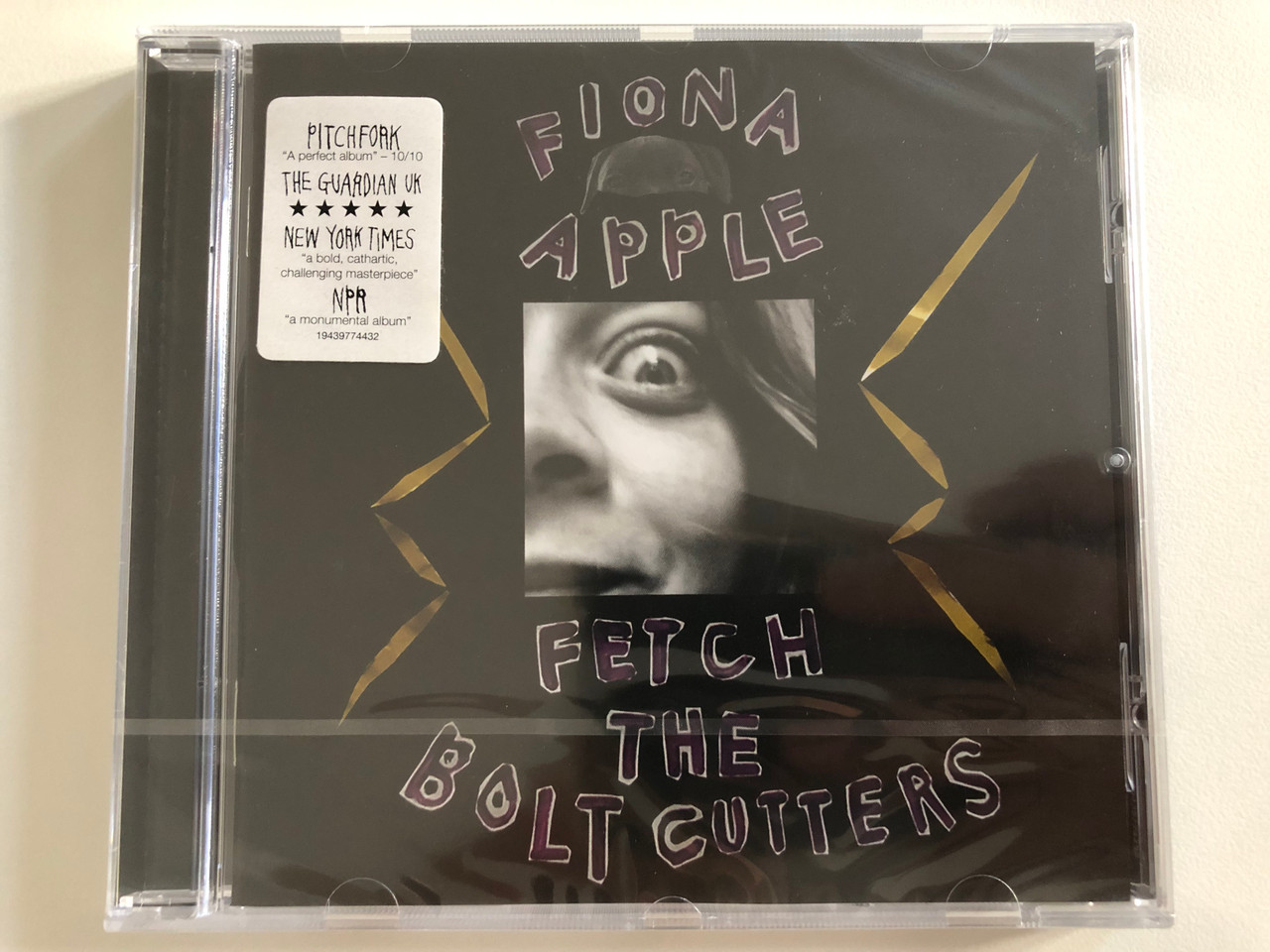 https://cdn10.bigcommerce.com/s-62bdpkt7pb/products/31220/images/183783/Fiona_Apple_Fetch_The_Bolt_Cutters_Epic_Audio_CD_2020_19439774432_1__97897.1625676249.1280.1280.JPG?c=2
