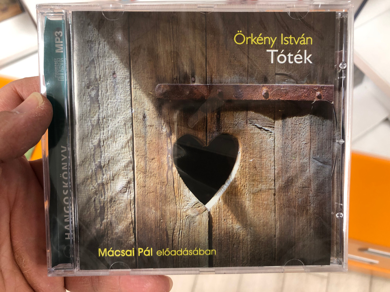 Tóték by Örkény István / Hungarian MP3 Audio Novel / Read by Mácsai Pál  előadásában / Kossuth-Mojzer kiadó 2019 - Bible in My Language