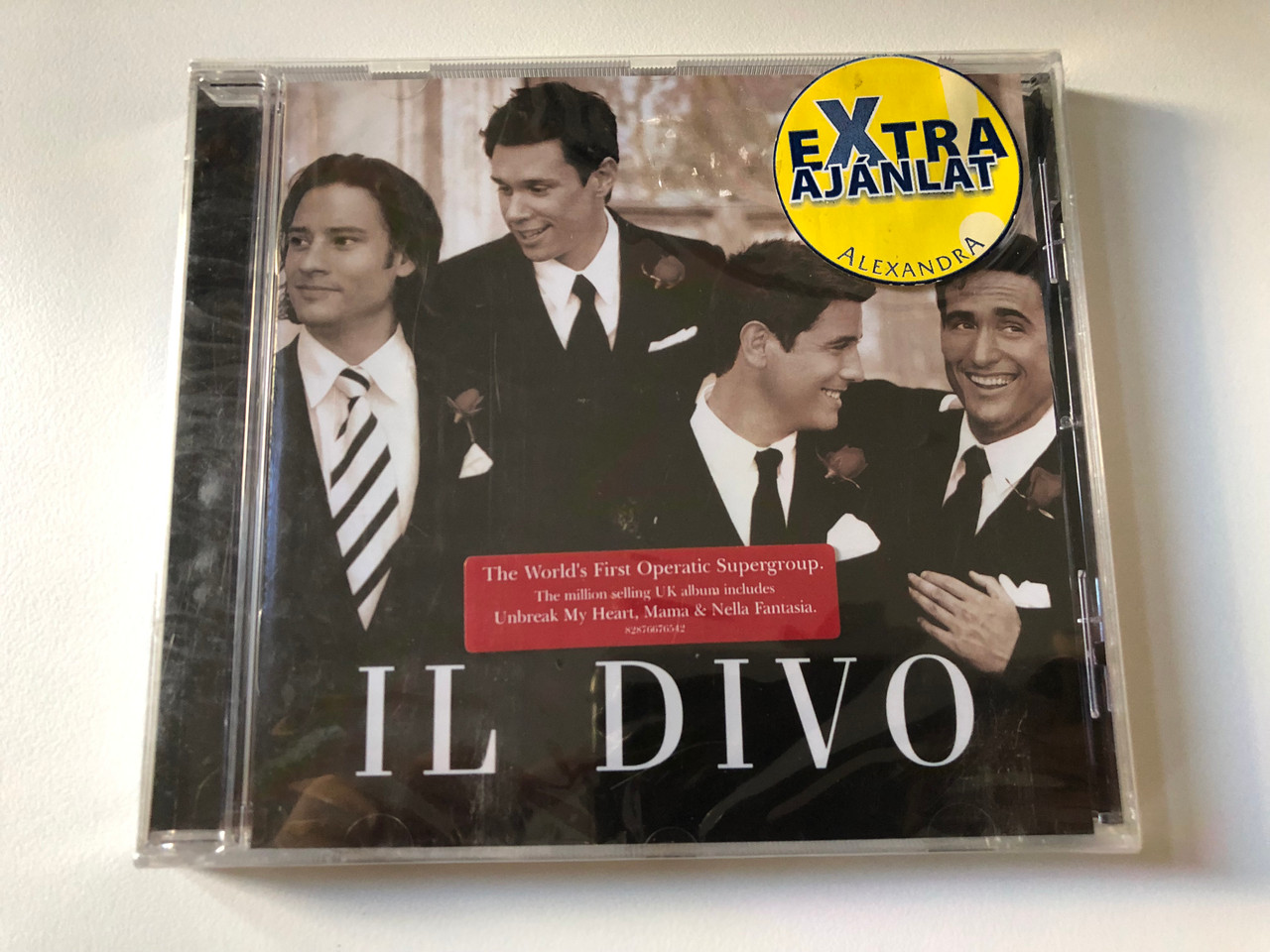 Il Divo / The World's First Operatic Supergroup. The million selling UK  album includes Unbreak My Heart, Mama & Nella Fantasia / Syco Music Audio  CD 2005 / 82876676542 - bibleinmylanguage