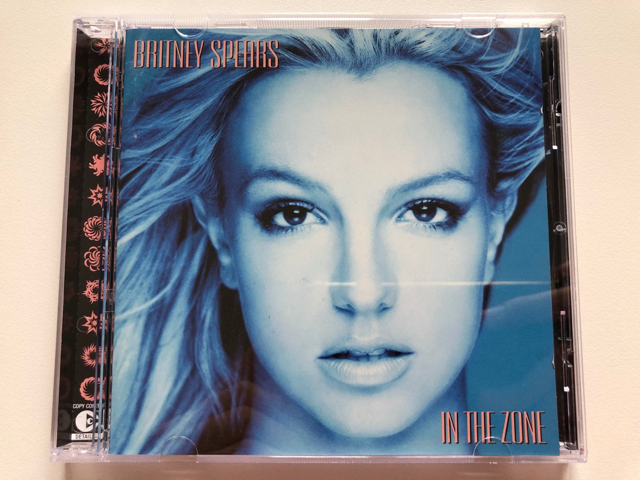 Britney Spears - Britney Spears: In the Zone Lyrics and Tracklist
