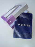 Norwegian Bible Blue Purple Silver Stripes / Lilla kunstskinn / BIBELEN