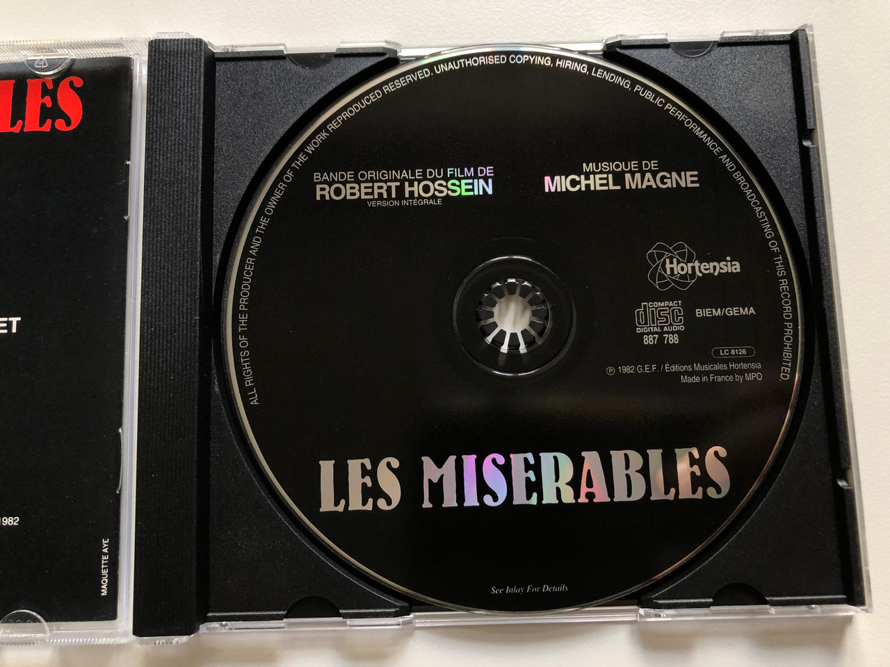 https://cdn10.bigcommerce.com/s-62bdpkt7pb/products/45503/images/242193/Les_Misrables_-_Musique_De_Michel_Magne_Bande_Originale_Du_Film_De_Robert_Hossein_Version_Integrale_Hortensia_Audio_CD_887_788_4__47107.1658739855.1280.1280.JPG?c=2&_gl=1*1u2zlsq*_ga*MjA2NTIxMjE2MC4xNTkwNTEyNTMy*_ga_WS2VZYPC6G*MTY1ODczMDA4My40OTYuMS4xNjU4NzQwMjI0LjYw