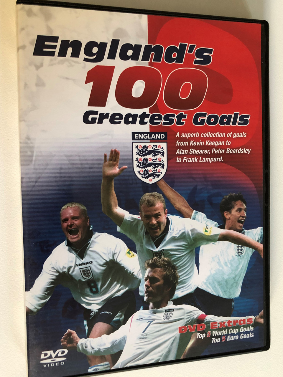 https://cdn10.bigcommerce.com/s-62bdpkt7pb/products/52695/images/267057/a_Englands_100_Greatest_Goals_DVD_5060144210302__28451.1676714805.1280.1280.JPG?c=2&_gl=1*o0wq0m*_ga*MjAyOTE0ODY1OS4xNTkyNDY2ODc5*_ga_WS2VZYPC6G*MTY3NjcxMjczMS4yODY1LjEuMTY3NjcxNDc5NC41OS4wLjA.
