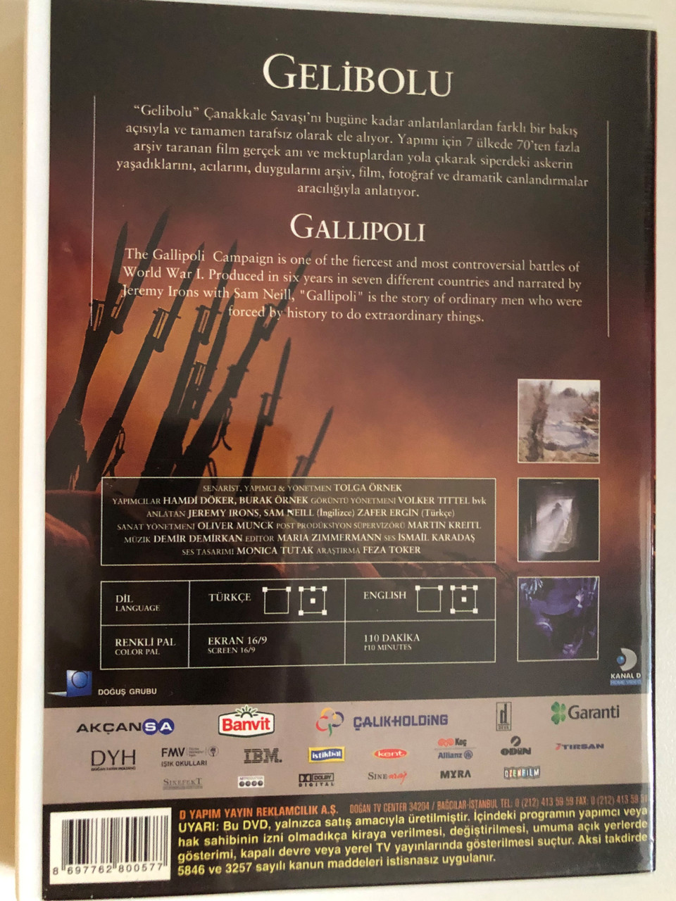 https://cdn10.bigcommerce.com/s-62bdpkt7pb/products/52802/images/267398/a_Gelibolu_-_Gallipoli_Documentary_Actors_and_Narrators_Jeremy_Irons_Sam_Neill_Director_Tolga_Ornek_DVD_454026178__92028.1676992324.1280.1280.JPG?c=2&_gl=1*1rya0vo*_ga*MjAyOTE0ODY1OS4xNTkyNDY2ODc5*_ga_WS2VZYPC6G*MTY3Njk5MDM1NS4yODc4LjEuMTY3Njk5MjI4Ni42MC4wLjA.