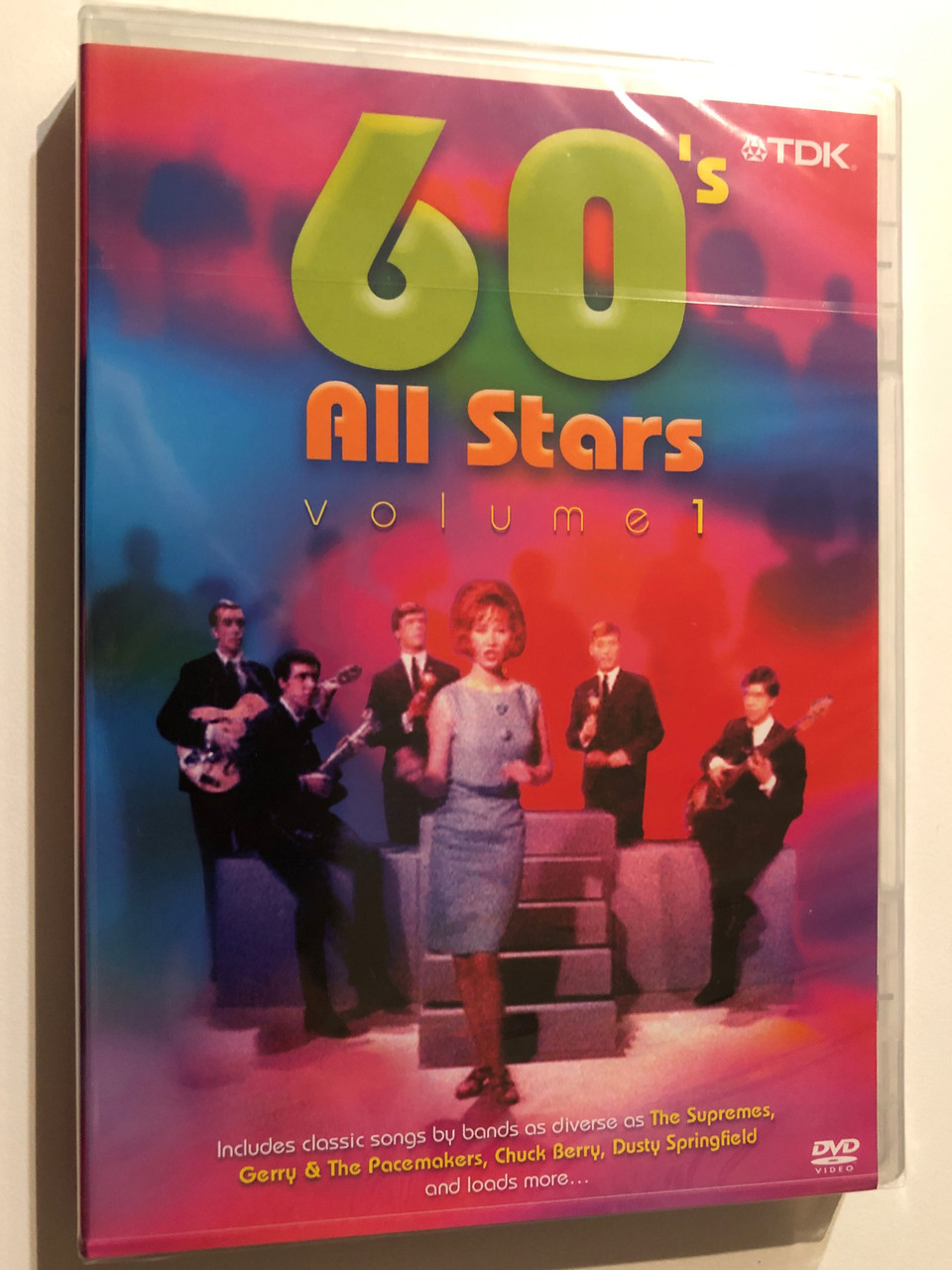 https://cdn10.bigcommerce.com/s-62bdpkt7pb/products/53482/images/271356/60s_All_Stars_Volume_1_Includes_Classic_Songs_by_Bands_as_diverse_as_The__74683.1680178942.1280.1280.JPG?c=2&_gl=1*1d8yn3o*_ga*MzA5MjcwMDY5LjE2Nzk3NDk1MDE.*_ga_WS2VZYPC6G*MTY4MDE3NjQ4NS41LjEuMTY4MDE3ODk0Ni4yMS4wLjA.