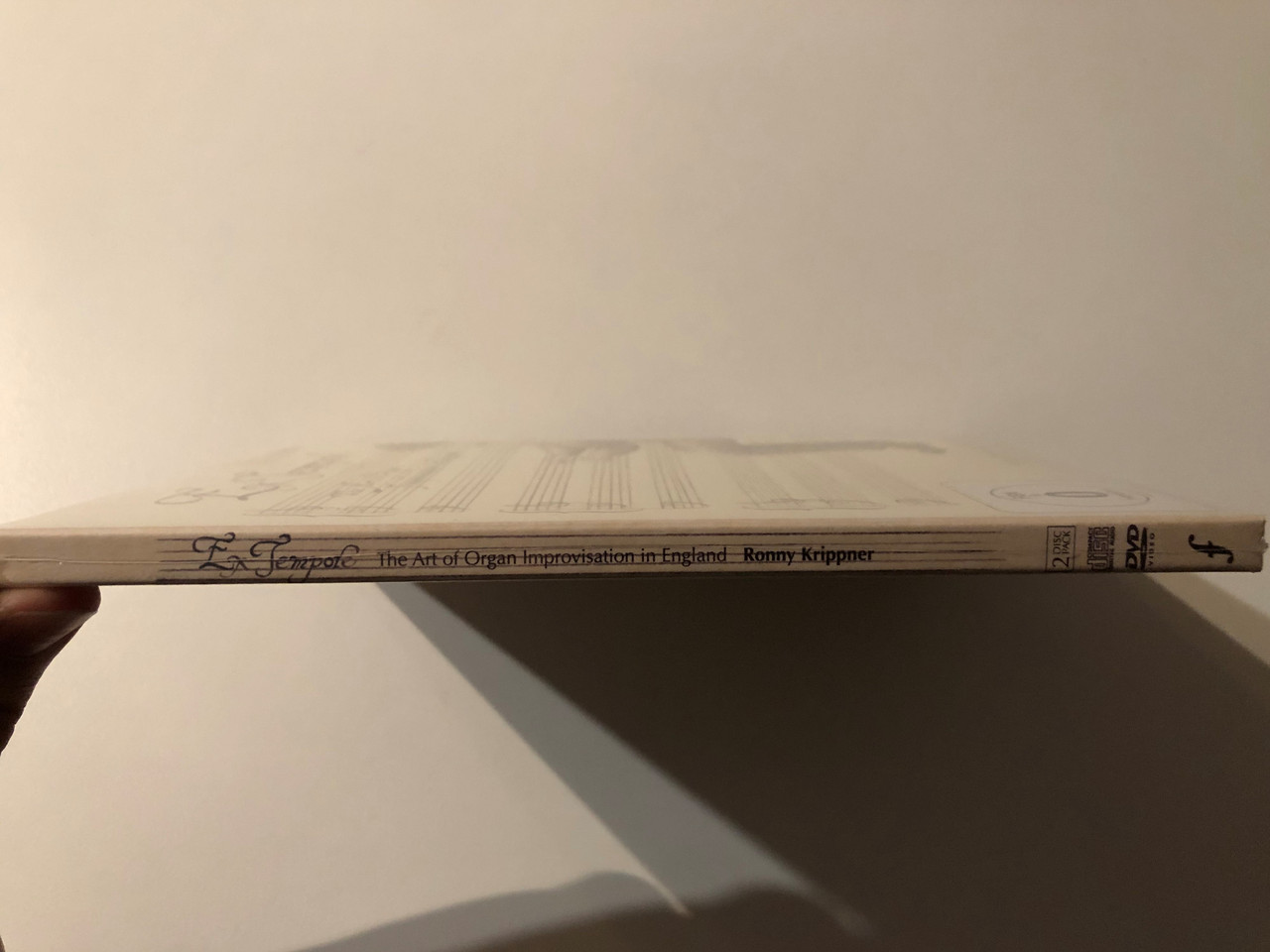https://cdn10.bigcommerce.com/s-62bdpkt7pb/products/53489/images/271379/Ex_Tempore_by_Organist_Ronny_Krippner_The_Art_of_Organ_Improvisation_in_Eng_1__14065.1680184874.1280.1280.JPG?c=2&_gl=1*1i70pao*_ga*MzA5MjcwMDY5LjE2Nzk3NDk1MDE.*_ga_WS2VZYPC6G*MTY4MDE3NjQ4NS41LjEuMTY4MDE4NDg3NS4yNC4wLjA.