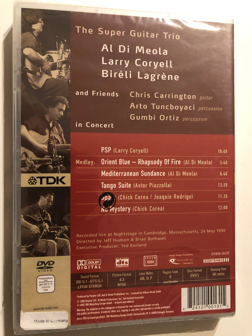 https://cdn10.bigcommerce.com/s-62bdpkt7pb/products/53533/images/271540/Super_Guitar_Trio_Friends_in_Concert_Larry_Coryell_Actor_Al_Di_Meola_3__23437.1680263859.1280.1280.JPG?c=2&_gl=1*7v8pp4*_ga*MzA5MjcwMDY5LjE2Nzk3NDk1MDE.*_ga_WS2VZYPC6G*MTY4MDI2MjUyMy42LjEuMTY4MDI2Mzg2Ni4xNi4wLjA.