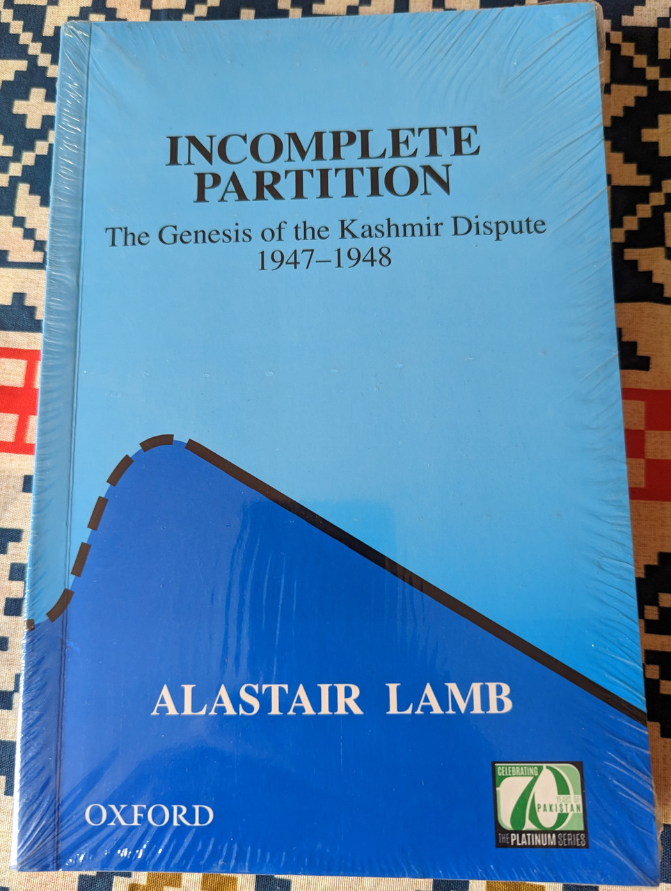 https://cdn10.bigcommerce.com/s-62bdpkt7pb/products/54191/images/273652/1_Incomplete_Partition_The_Genesis_of_the_Kashmir_Dispute_19471948_Author_Alastair_Lamb_1__72444.1683026023.1280.1280.jpg?c=2&_gl=1*16pa7gv*_ga*MjAyOTE0ODY1OS4xNTkyNDY2ODc5*_ga_WS2VZYPC6G*MTY4MzAyNTI4Mi4zMjAwLjEuMTY4MzAyNjAzNC41OS4wLjA.