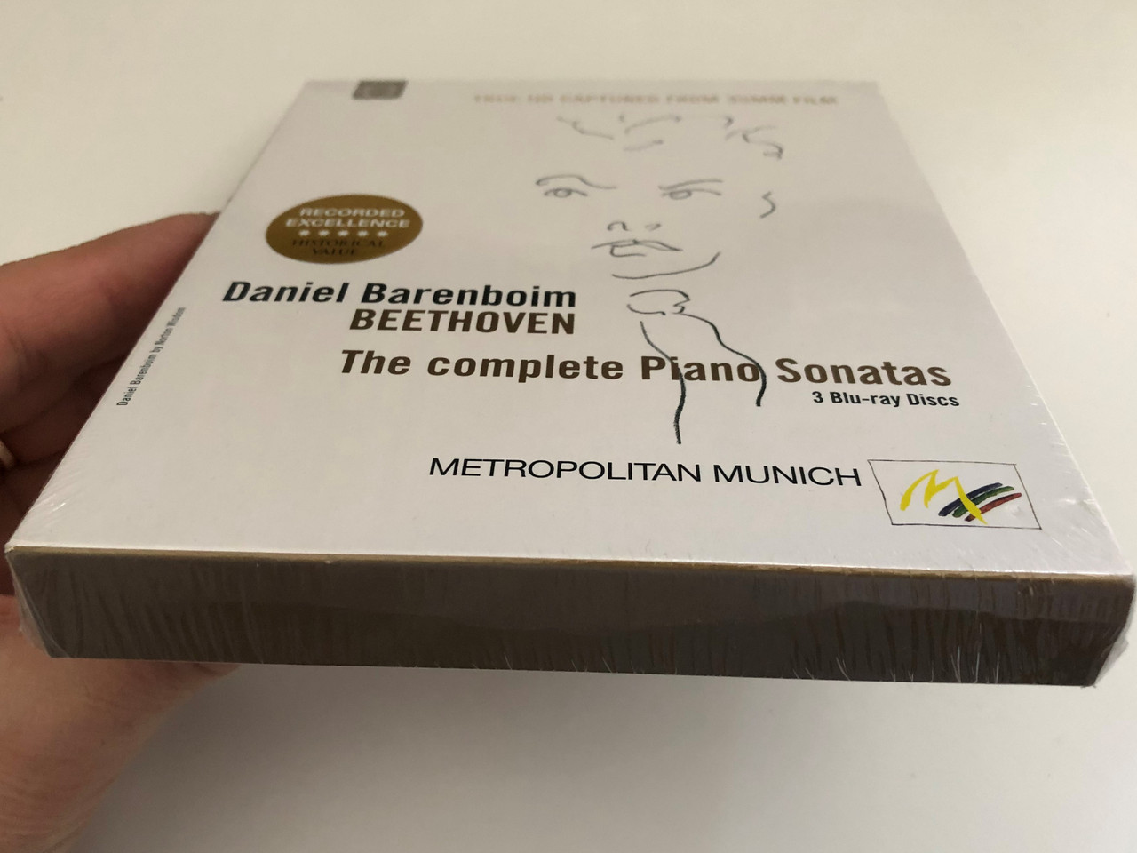Complete_Piano_Sonatas_Nos_1-32_3_Blu-ray_DVD_Set_METROPOLITAN_MUNICH_Daniel_Barenboim_Recorded_at_Palais_Lobkowitz._Palais_Rasumowsky_Palais_Kinsky_and_Schloss_Hetzendorf_1__38311.1687243800.1280.1280.JPG (1280×960)