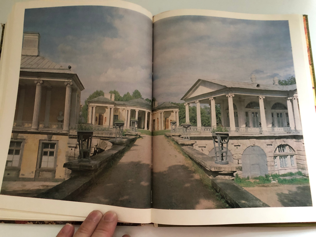 _-_PUSHKIN_Palaces_and_Parks_Artist_G._G._Yabkevich_Photographers_N._A._and_K._A._Doka_V._P._Melnikov_Translation_into_English_and_French_by_T._A._14__62245.1690264395.1280.1280.JPG (1280×960)