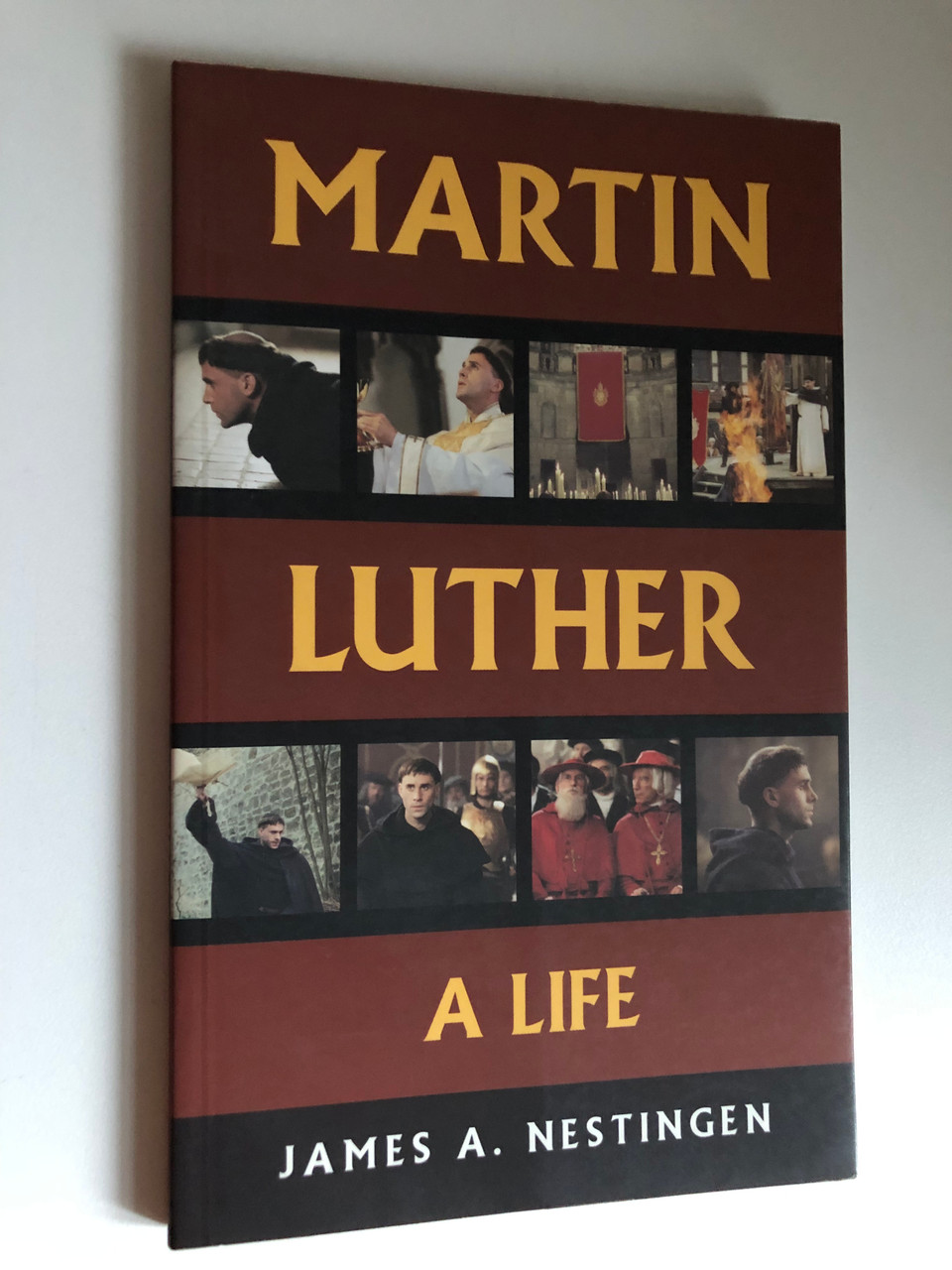 Martin_Luther_A_Life_by_James_Arne_Nestingen_Concise_important_biography_of_a_key_figure_in_world_history_Visuals_and_information_boxes_Published_by_Augsburg_Books_3__50977.1690603849.1280.1280.JPG (960×1280)