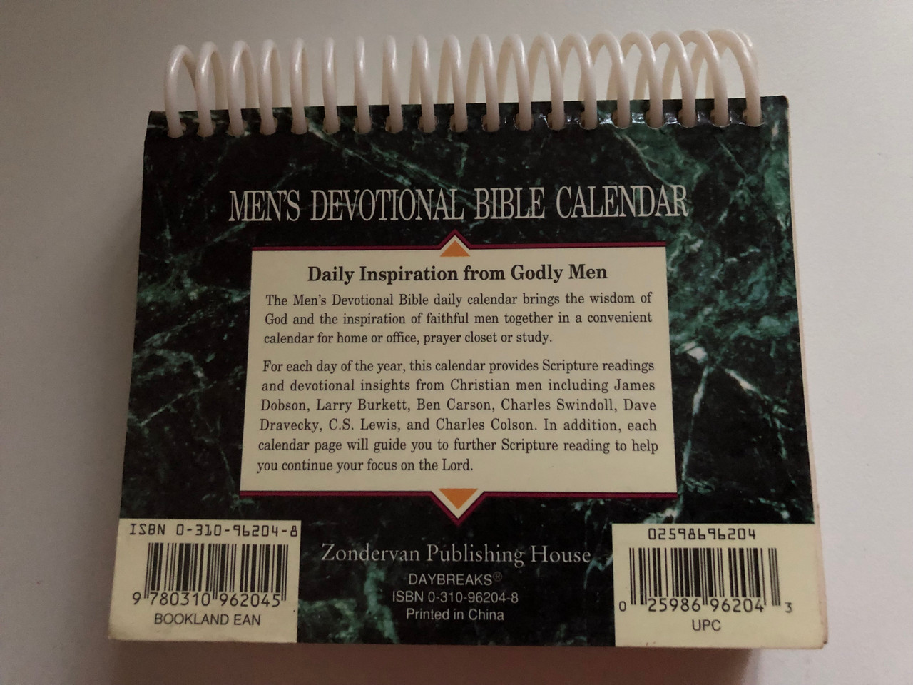 MENS_DEVOTIONAL_BIBLE_CALENDAR_Daily_Inspiration_from_Godly_Men_Published_by_Zondervan_Publishing_House_Printed_in_China_1__80615.1690607848.1280.1280.JPG (1280×960)