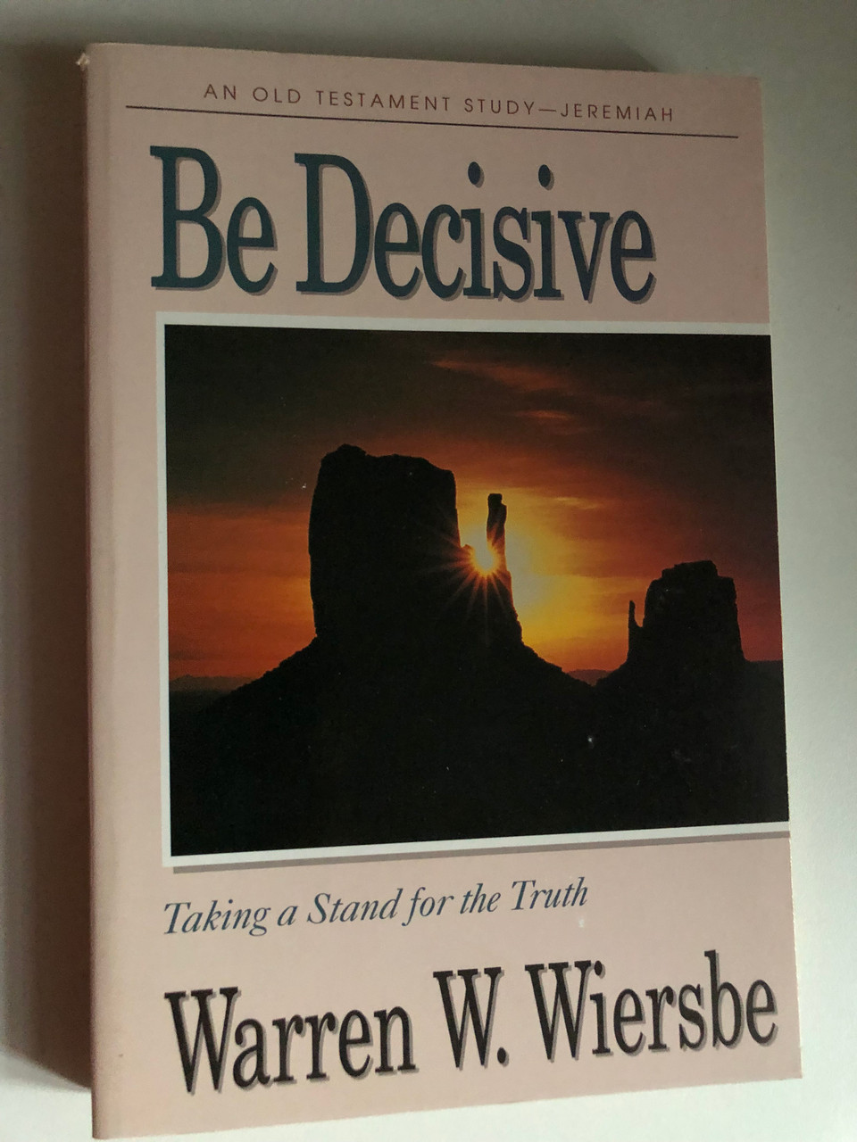 Be_Decisive_Jeremiah_Taking_a_Stand_for_the_Truth_The_BE_Series_Commentary_Personal_and_Group_Study_Guide_Included_Run_So_That_You_May_Win_Taking_a_Stand_for_the_Tr_3__35389.1690624233.1280.1280.JPG (960×1280)