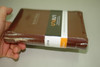  Bilingual Thai - English Bible / Purse Size, Brown Leather Bound, Silver Edges, Zipper, Small Size and Print / TNCV&NIV อมตธรรมร่วมสมัย ฉบับไทย-อังกฤษ Slim (9786167214399) 