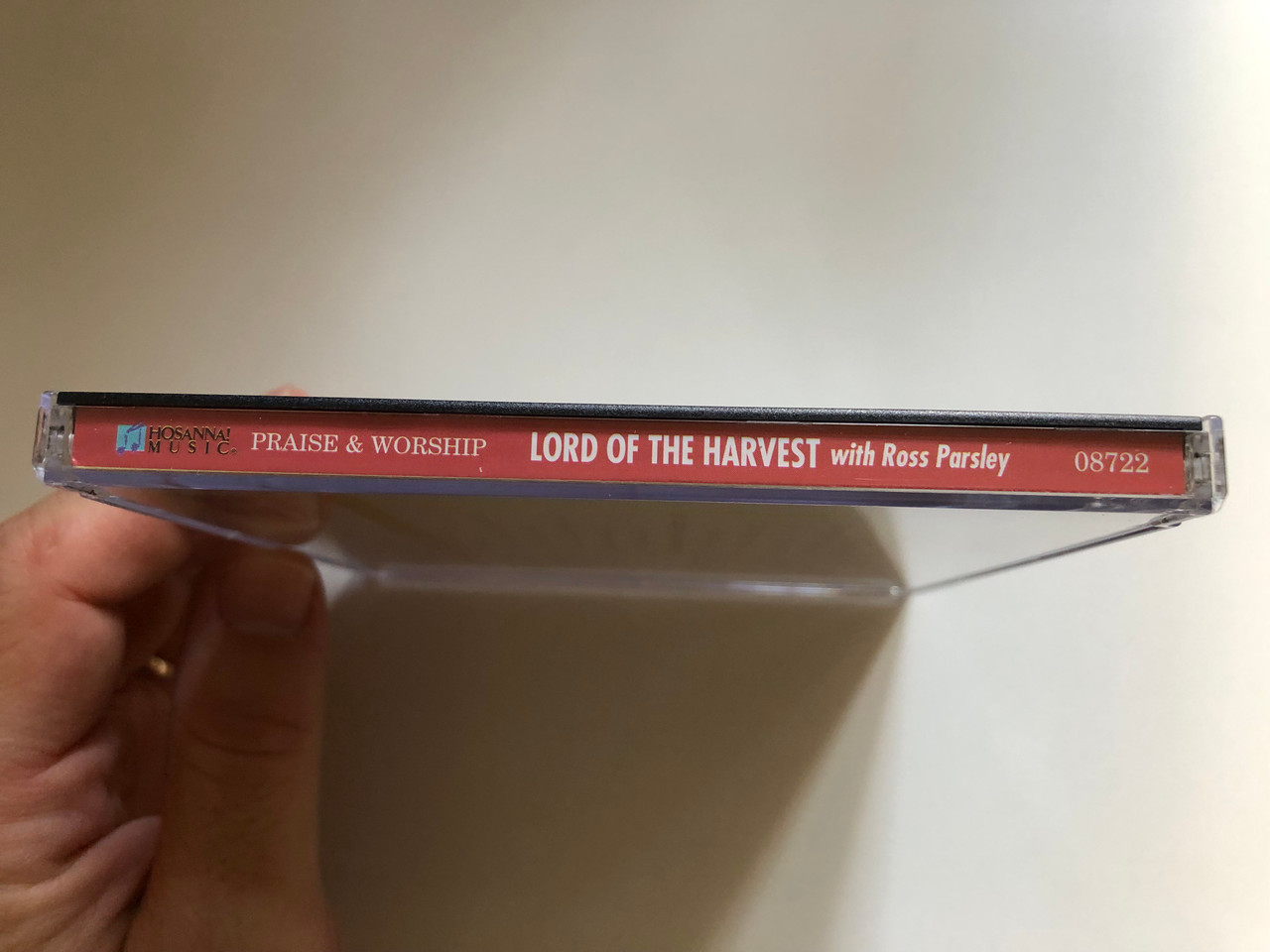 https://cdn10.bigcommerce.com/s-62bdpkt7pb/products/57357/images/290438/Lord_of_the_Harvest_with_Ross_Parsley_Praise_Worship_6__13191.1691181101.1280.1280.JPG?c=2&_gl=1*1ukyhrg*_ga*MjAyOTE0ODY1OS4xNTkyNDY2ODc5*_ga_WS2VZYPC6G*MTY5MTE3MjE4OS4zNTkxLjEuMTY5MTE4MTMzOS41Mi4wLjA.