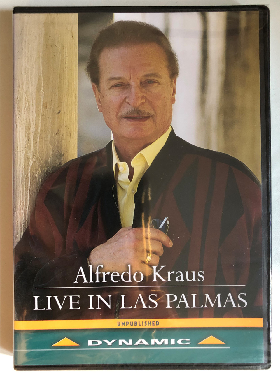 Alfredo_Kraus_Live_in_Las_Palmas_1995_Donizetti_Verdi_Puccini_Serrano_and_others_Prez_Galds_Theater_in_Las_Palmas_de_Gran_Canaria_On_the_occasion_of_the_150th_anniversar___88542.1691512086.1280.1280.JPG (960×1280)