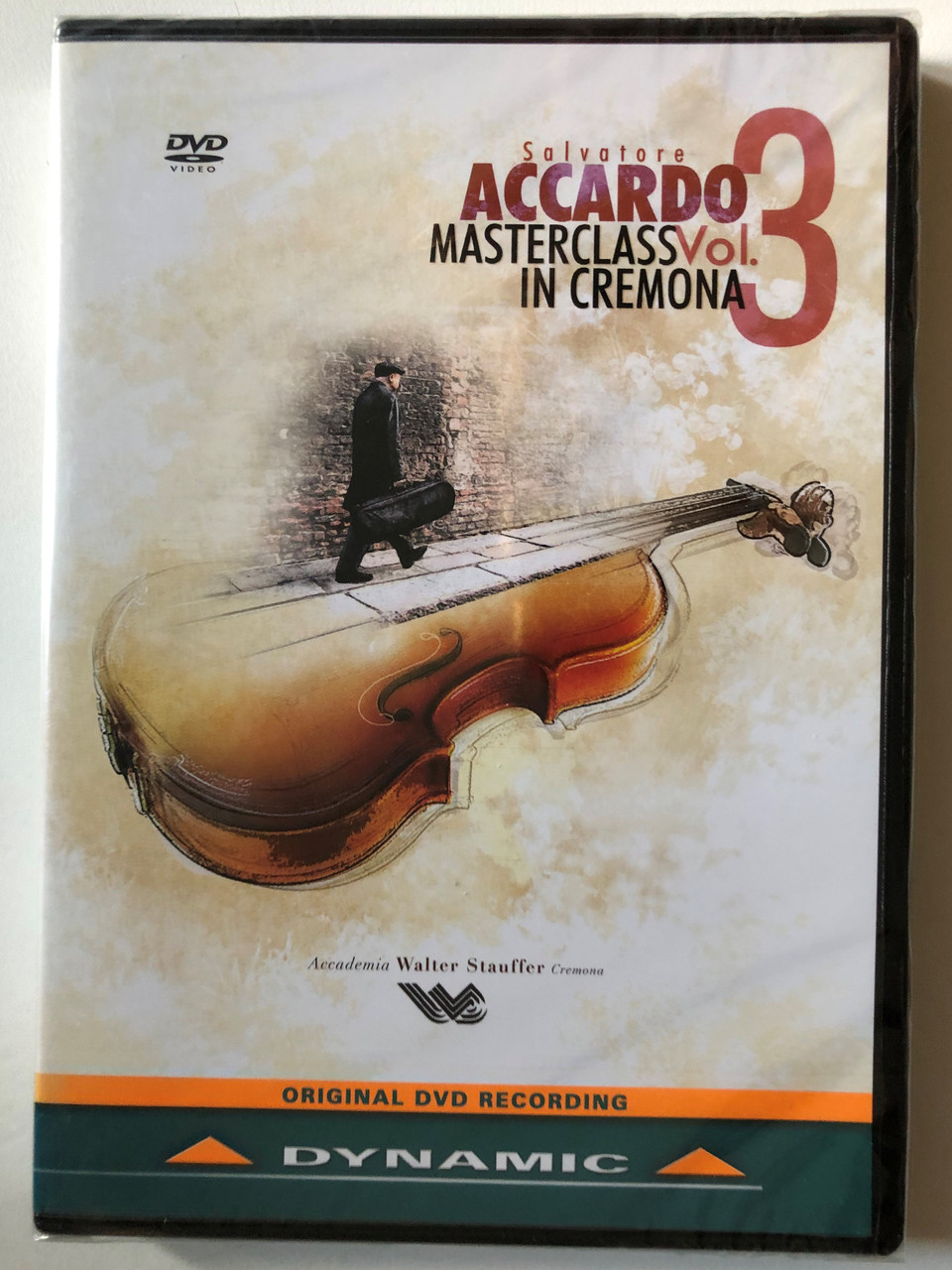 Salvatore_Accardo_Masterclass_Vol._3_Szymanowski_Nocturne_and_Tarantella_Op._28_Kim_Da_Min_violin_J.S._Bach_Chaconne_Catherine_Demetz_violin_Recorded_at_Accademia_Walter_S___38529.1691578343.1280.1280.JPG (960×1280)