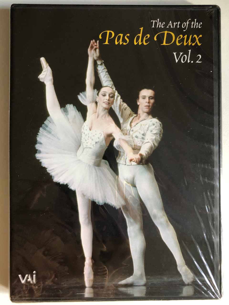 The_Art_of_the_Pas_de_Deux_Vol._2_BIG_STEP_CLASSIC_Features_some_of_the_ballet_worlds_greatest_dancers_PACKAGING_DESIGN_AND_DVD_AUTHORING_2006_VIDEO_ARTISTS_INTERNATIONAL___79677.1691646919.1280.1280.JPG (960×1280)