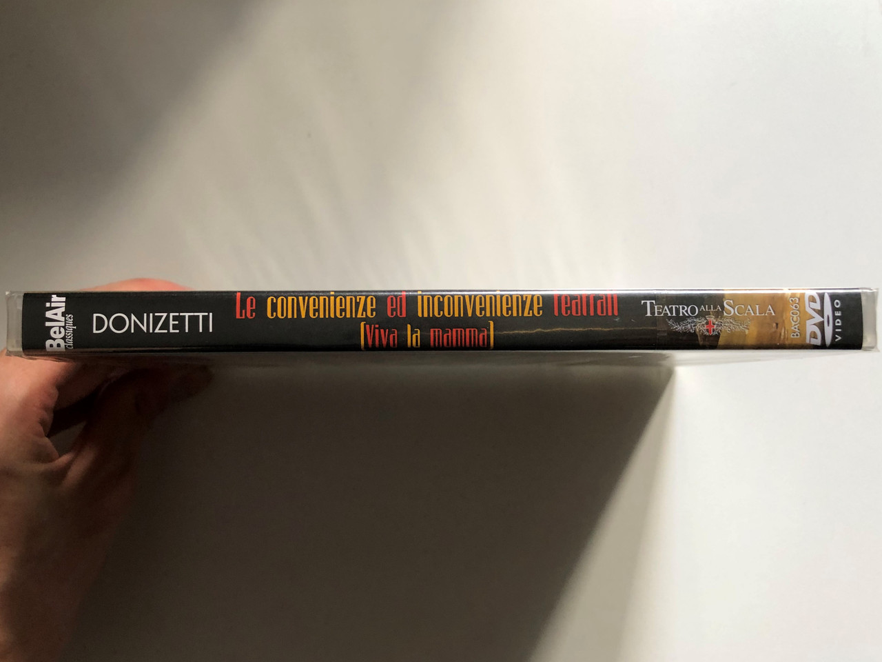 Donizetti_Le_convenienze_ed_inconvenienze_teatrali_Viva_la_mamma_Playful_drama_in_one_act_Libretto_Domenico_Gilardoni_Orchestra_Soloists_and_Choir_of_the_Academy_of_the_Te_1__79783.1691664221.1280.1280.JPG (1280×960)