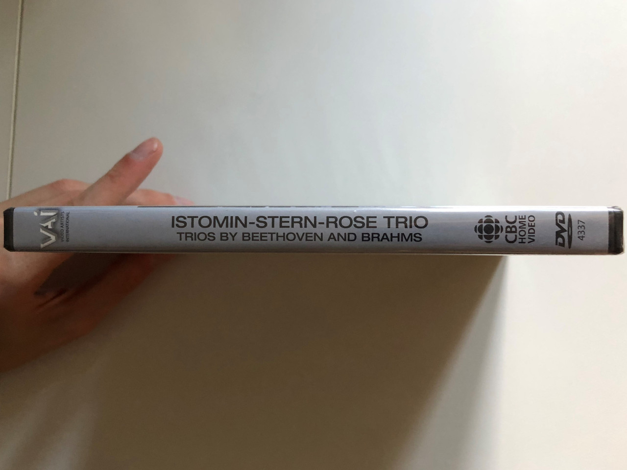 The_Istomin-Stern-Rose_Trio_Trios_by_Beethoven_and_Brahms_The_Bell_Telephone_Hour_Orchestra_Conductor_Donald_Voorhees_Saint-Sans_Introduction_and_Rondo_Capriccioso_Producti_1__70396.1691812498.1280.1280.JPG (1280×960)