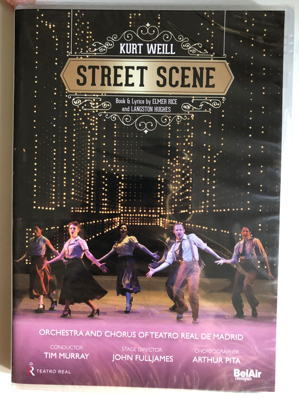 Kurt_Weills_Street_Scene_American_Opera_in_two_acts_Book_by_ELMER_RICE_Lyrics_by_LANGSTON_HUGHES_and_ELMER_RICE_ORCHESTRA_AND_CHORUS_OF_THEATER_REAL_DE_MADRID_Conductor_TI___49670.1691837020.1280.1280.JPG (960×1280)