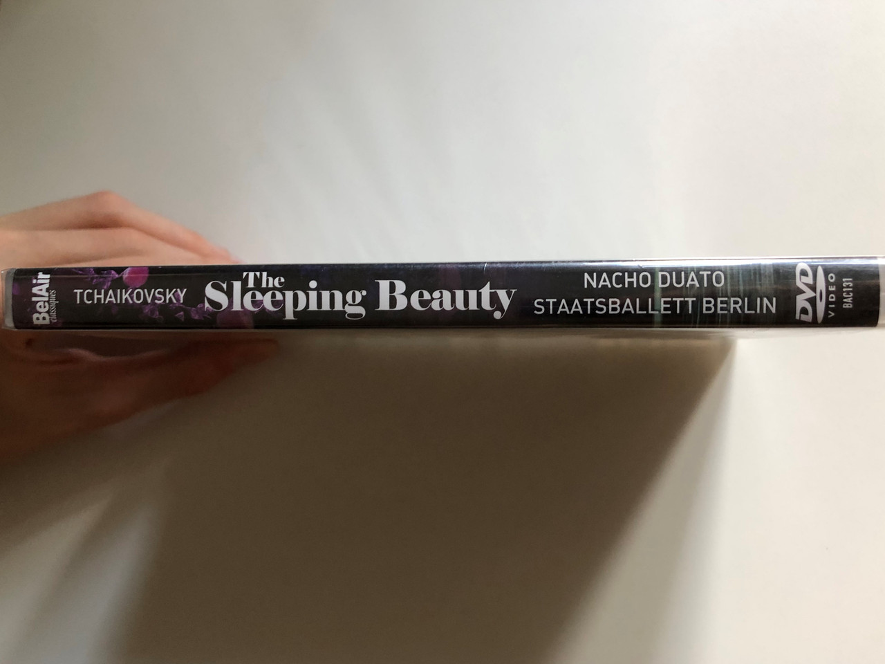Tchaikovsky_The_Sleeping_Beauty_Ballet_in_three_acts_with_a_prologue_Libretto_by_NACHO_DUATO_SOLOISTS_AND_CORPS_DE_BALLET_OF_THE_STAATSBALLET_BERLIN_ORCHESTRA_OF_THE_DEUTSCH_1__44398.1691837827.1280.1280.JPG (1280×960)