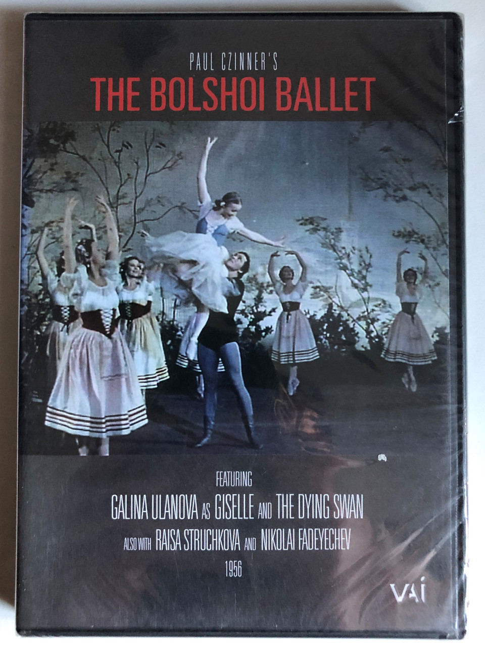 The_Bolshoi_Ballett_-_Glinka-Gounod-Tschaikowsky_PAUL_CZINNER_GALINA_ULANOVA_-_RAISA_STRUCHKOVA_-_NIKOLAI_FADEYECHEV_1956_DANCE_OF_THE_TARTARS_FROM_THE_FOUNTAIN_OF_BAKHCHSARA___84385.1691924788.1280.1280.JPG (960×1280)
