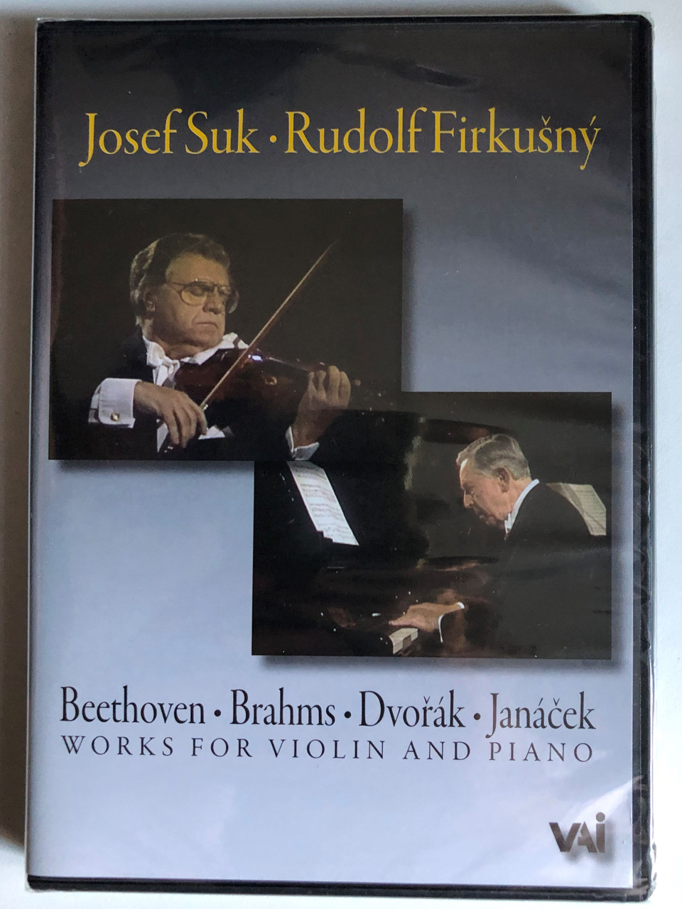 Josef_SukRudolf_Firkusny_Works_for_Violin_and_Piano_Josef_Suk_violin_Rudolf_Firkun_piano_RECORDED_LIVE_IN_DVOK_HALL_RUDOLFINUM_PRAGUE_MAY_18_1992_DESIGN_PACKAGING___96745.1691925128.1280.1280.JPG (960×1280)