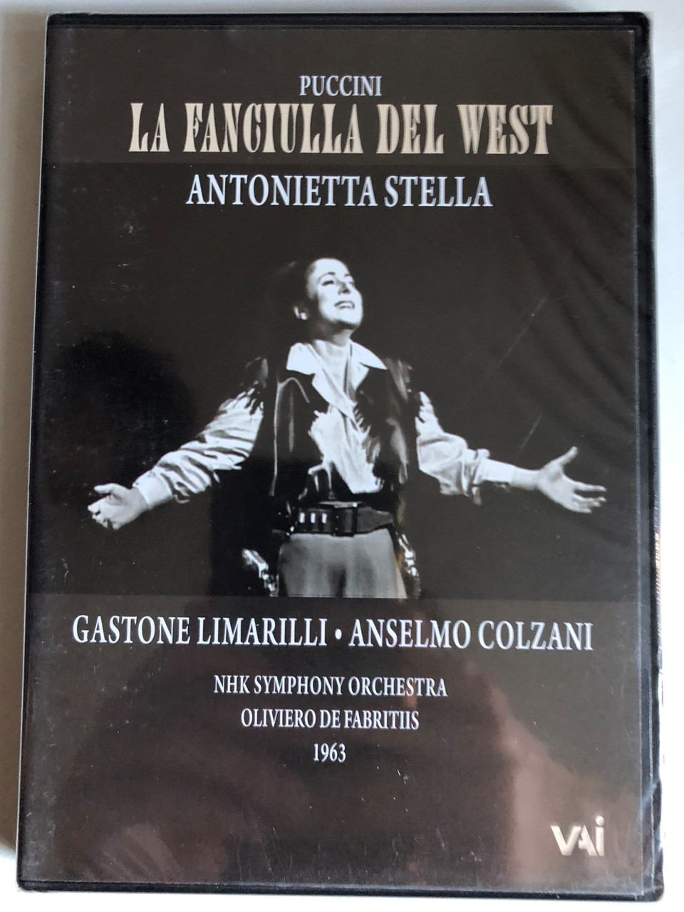 Puccini_La_Fanciulla_del_West_Opera_in_Three_Acts_Libretto_by_Civinini_and_Zangarini_First_performance_of_this_opera_in_Japan_The_NHK_Symphony_Orchestra_Nikikai_Chorus_Group___95261.1691928227.1280.1280.JPG (960×1280)