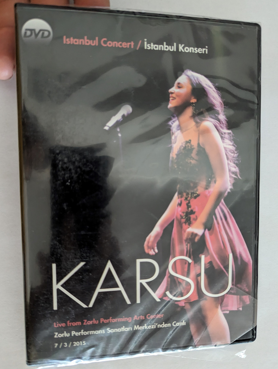 _stanbul_Konseri_Karsu_Istanbul_Concert_Karsu_Live_from_Zorlu_Performing_Arts_Center_Zorlu_Performans_Sanatlar_Merkezinden_Canl_DVD_1__72011.1692189262.1280.1280.jpg (964×1280)