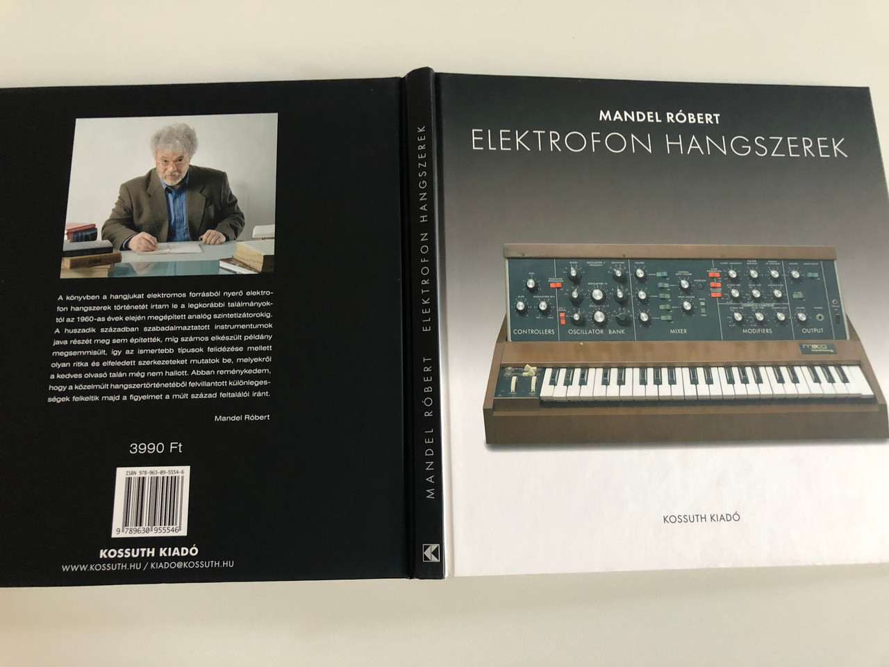 Elektrofon hangszerek / Mandel Róbert / Kossuth Kiadó, 2007 / Hardcover -  bibleinmylanguage
