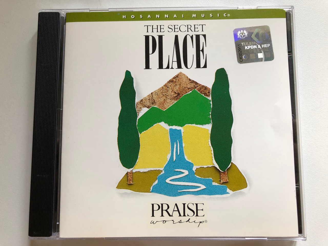 https://cdn10.bigcommerce.com/s-62bdpkt7pb/products/59201/images/299266/The_Secret_Place_-_Live_Prase_and_Worship_Music_with_Kent_Henry_1__60185.1694153202.1280.1280.JPG?c=2&_gl=1*n01j51*_ga*MjAyOTE0ODY1OS4xNTkyNDY2ODc5*_ga_WS2VZYPC6G*MTY5NDE0NTAyMi4zNzUzLjEuMTY5NDE1MzMxNi41OS4wLjA.