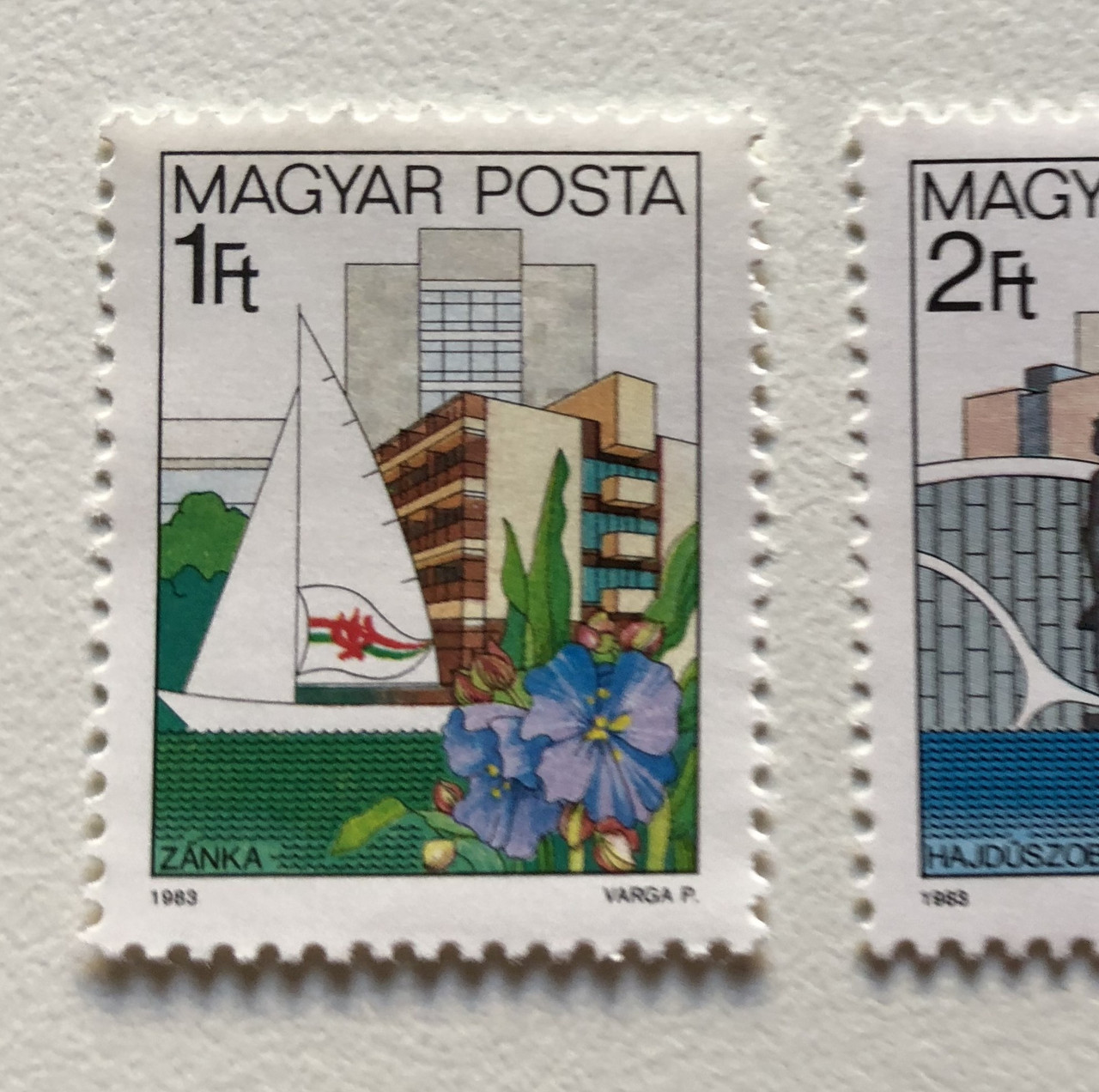 MAGYAR_POSTA_ZANKA_1_Ft_-_HAJDSZOBOSZLO_2_Ft_-_HEVIZ_5_Ft_Stamp_stampshun011_3__75194.1696914298.1280.1280.JPG (1280×1272)