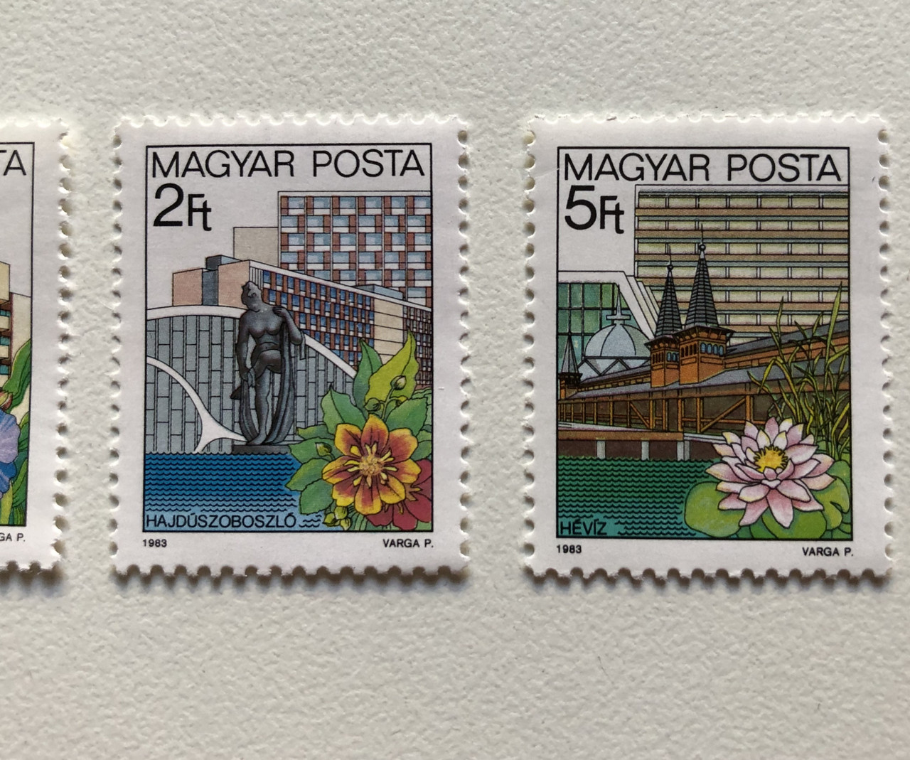 MAGYAR_POSTA_ZANKA_1_Ft_-_HAJDSZOBOSZLO_2_Ft_-_HEVIZ_5_Ft_Stamp_stampshun011_1__03211.1696914307.1280.1280.JPG (1280×1069)