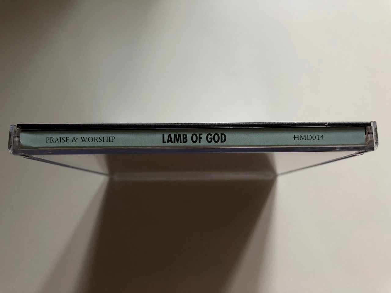 https://cdn10.bigcommerce.com/s-62bdpkt7pb/products/7757/images/297747/LAMB_OF_GOD_Praise_Worship_Integrity_Music_1987_6__12214.1693509378.1280.1280.JPG?c=2&_gl=1*8ejlh1*_ga*MjAyOTE0ODY1OS4xNTkyNDY2ODc5*_ga_WS2VZYPC6G*MTY5MzUwMDg1OC4zNzE0LjEuMTY5MzUwOTM4OC41MS4wLjA.