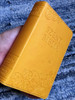 Holy Bible / Szent Biblia / Károli Gáspár / Small size / Sun Yellow Imitation Leather binding / Napsárga / Golden Edges / Words of Christ in Red / Maps & Timeline / Jézus szavai piros kiemeléssel / Térképek és idővonal (9786155526596)