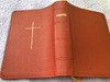 Arabic Bible with Gold Cross 057 TI / Wine-Red Leather Binding, Golden Edges With Thumb Index (ArabicLuxuryBible)