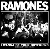 065 RAMONES - I WANNA BE YOUR BOYFRIEND / JUDY IS A PUNK  (Black vinyl)