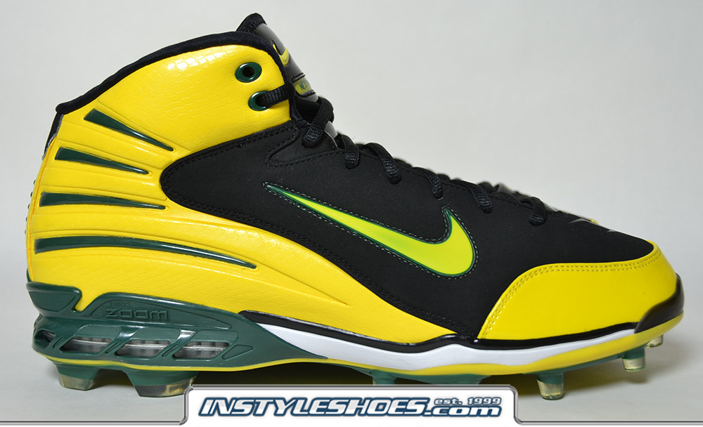 nike foamposite football cleats