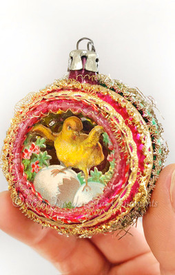 Hatching Baby Chick in Glowing Magenta and Gold Mid-Century Indent Rimmed with Glass Pink Beadwork