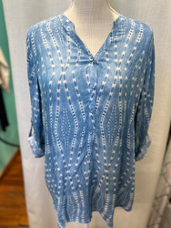 Top, Blouse V Neck Buttons 3/4 Sleeve Blue Patterened Pullover